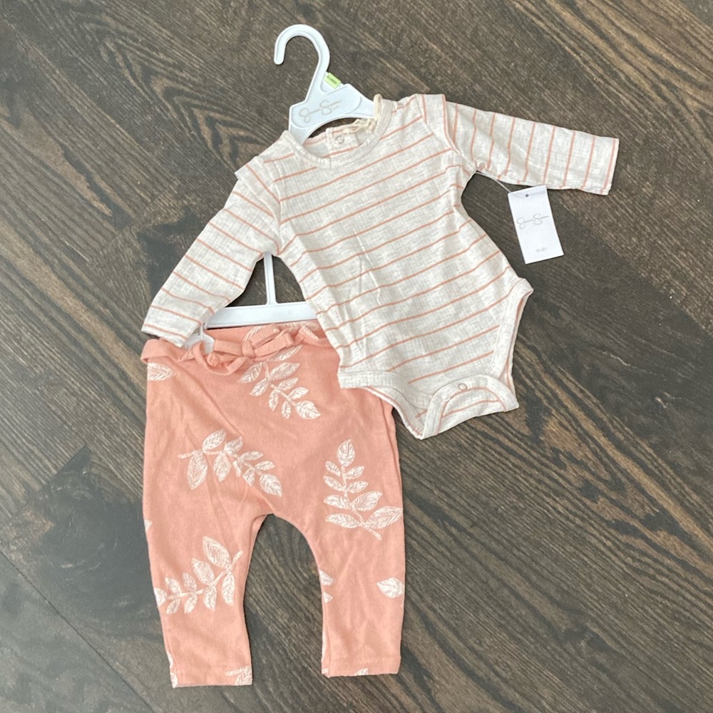 Baby Girl 2-Piece Pant & Bodysuit Set Coral Pink/Cream 3-6 Mo Jessica Simpson